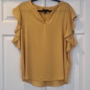 BANANA REPUBLIC Short Sleeve Flutter Top Mustard Size Medium